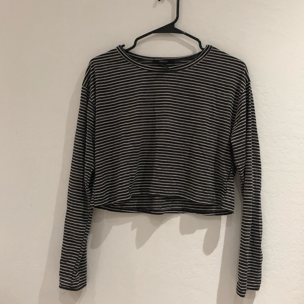 Stripped cropped long sleeves